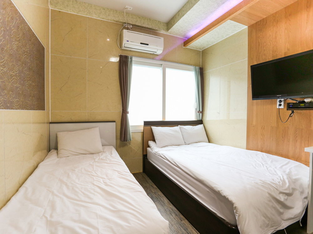 Guesthouse Myeongdong 2 서울특별시 외부 사진
