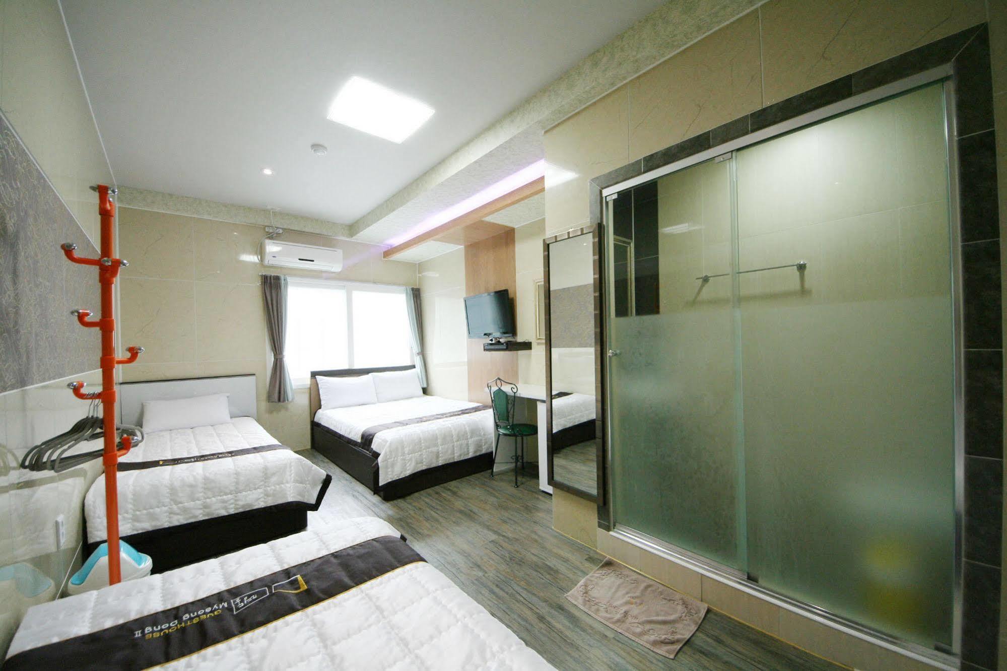 Guesthouse Myeongdong 2 서울특별시 외부 사진